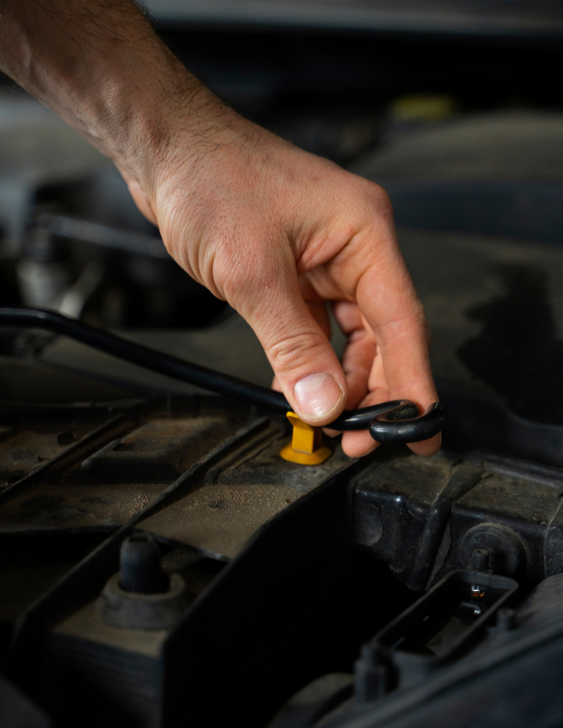 Foto para Apartado de Servicios Cambio Bateria Coche para Talleres Julio Exposito en Jerez de la Frontera